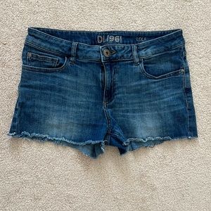 DL1961 Jean Shorts